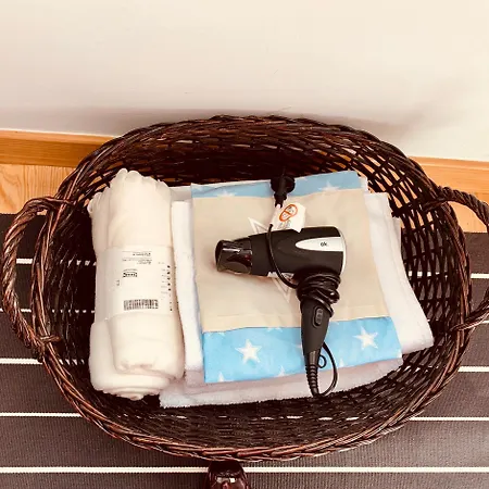 アパート Alfacinha Ajuda *