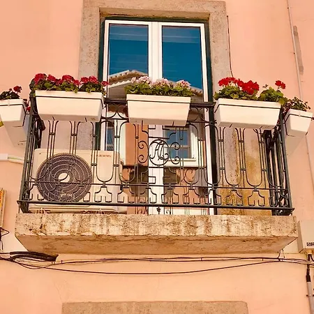 Alfacinha Ajuda Апартаменты